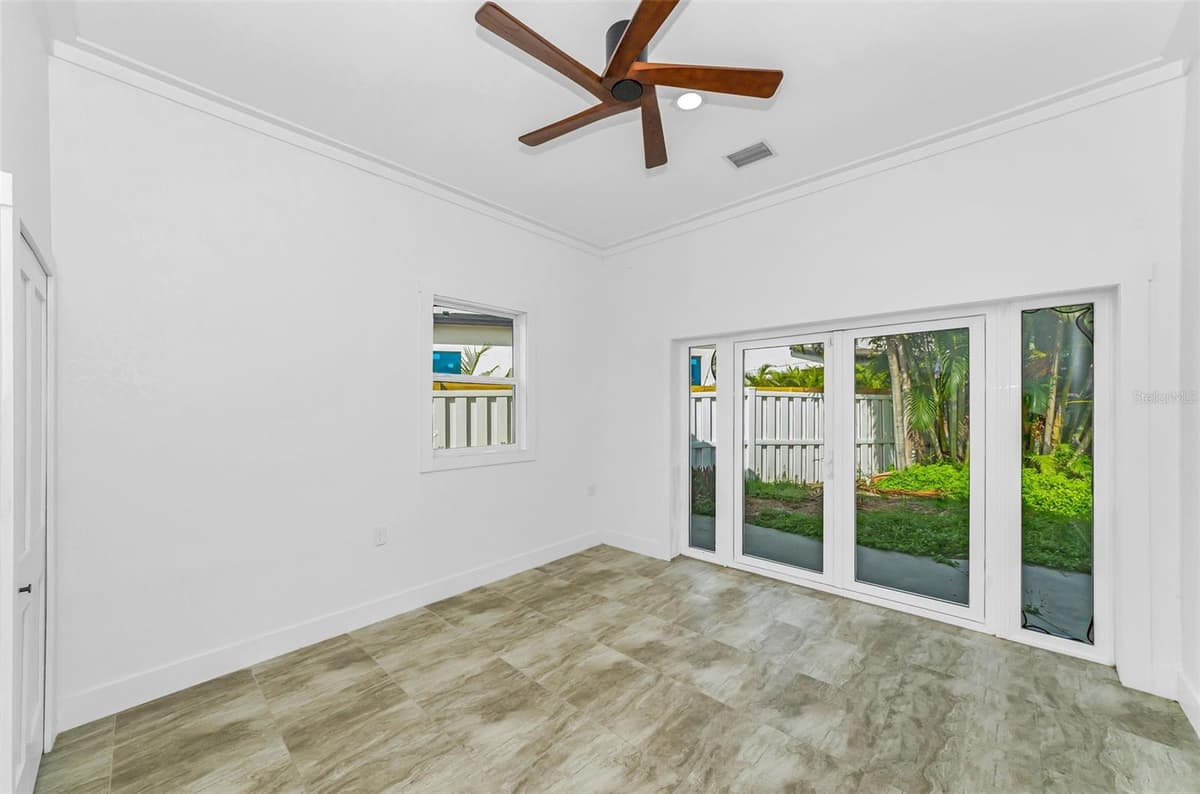 850 RAFAEL BOULEVARD — photo 38 of 46