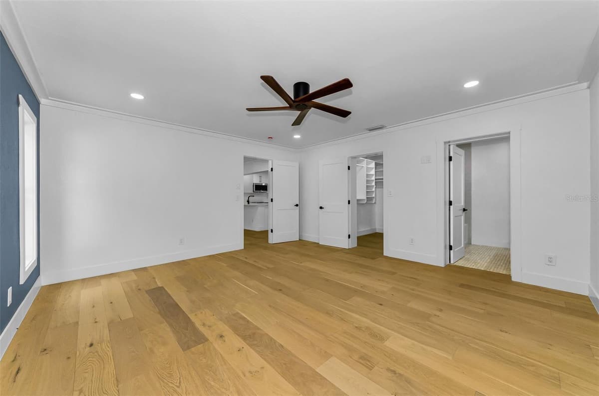 850 RAFAEL BOULEVARD — photo 25 of 46
