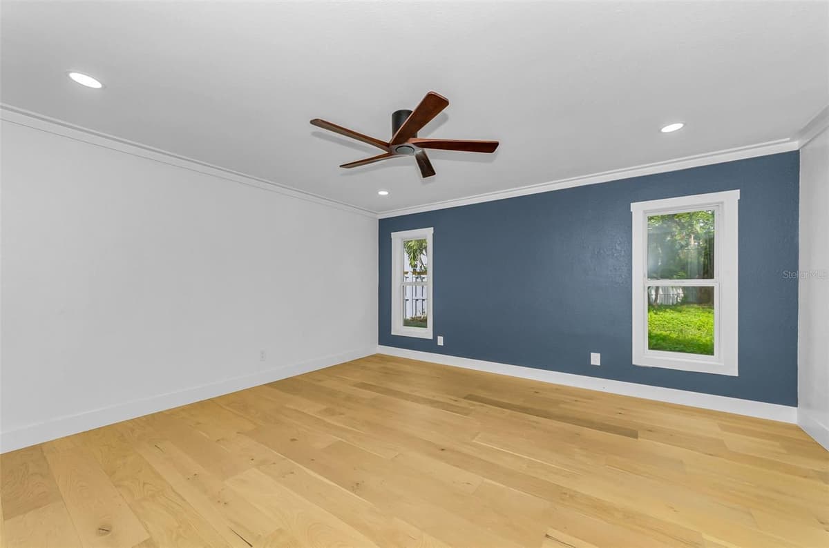 850 RAFAEL BOULEVARD — photo 23 of 46