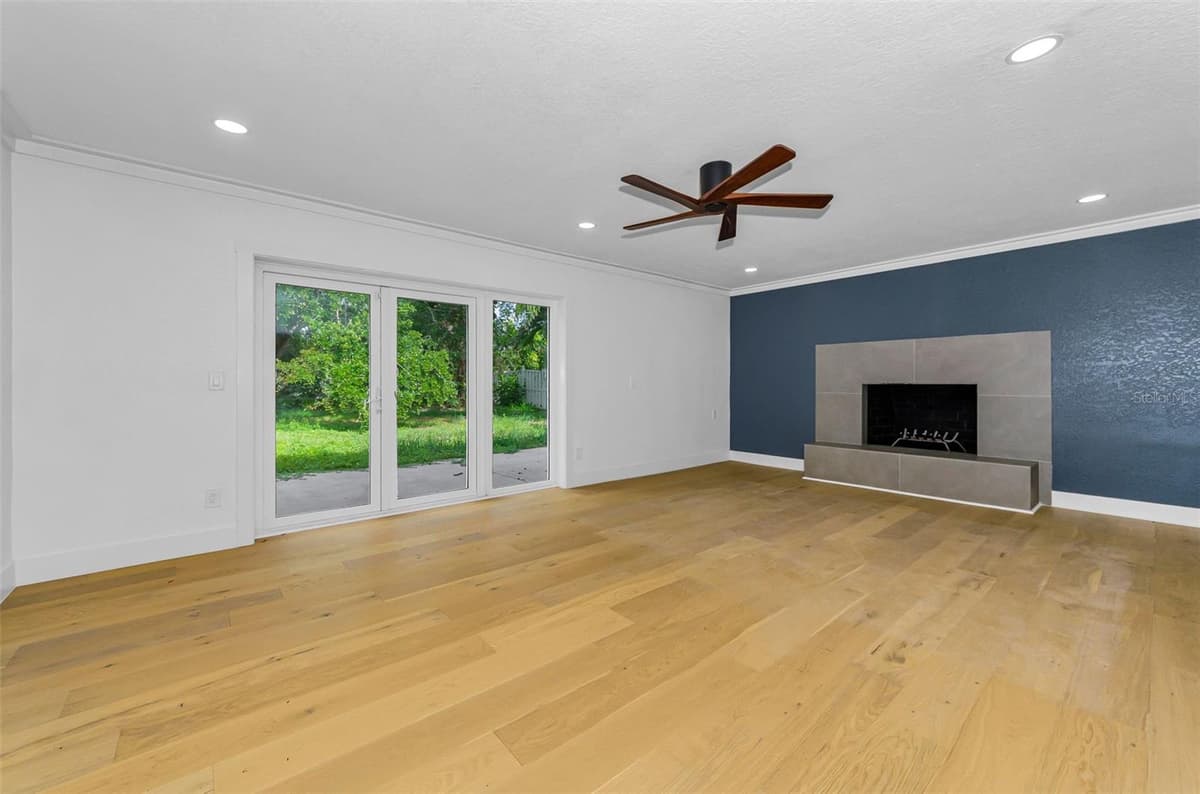 850 RAFAEL BOULEVARD — photo 19 of 46