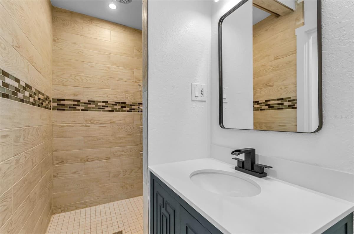 850 RAFAEL BOULEVARD — photo 36 of 46