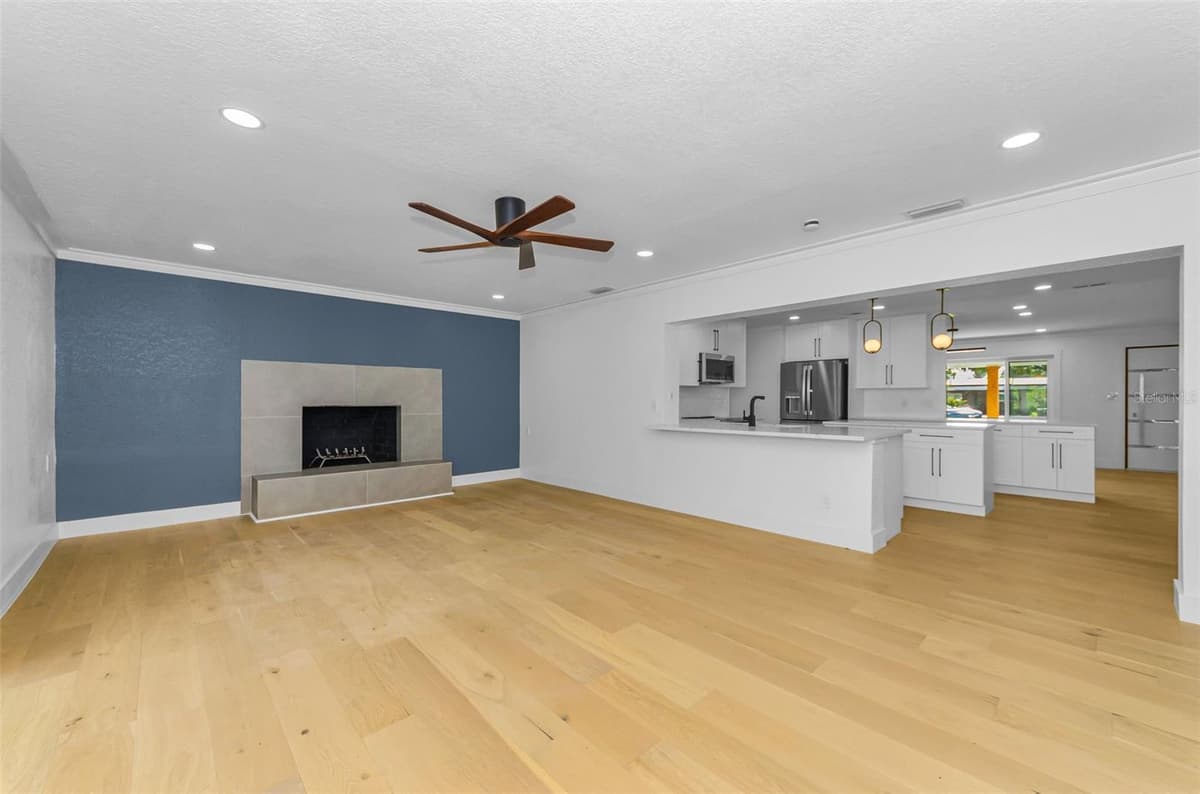 850 RAFAEL BOULEVARD — photo 20 of 46