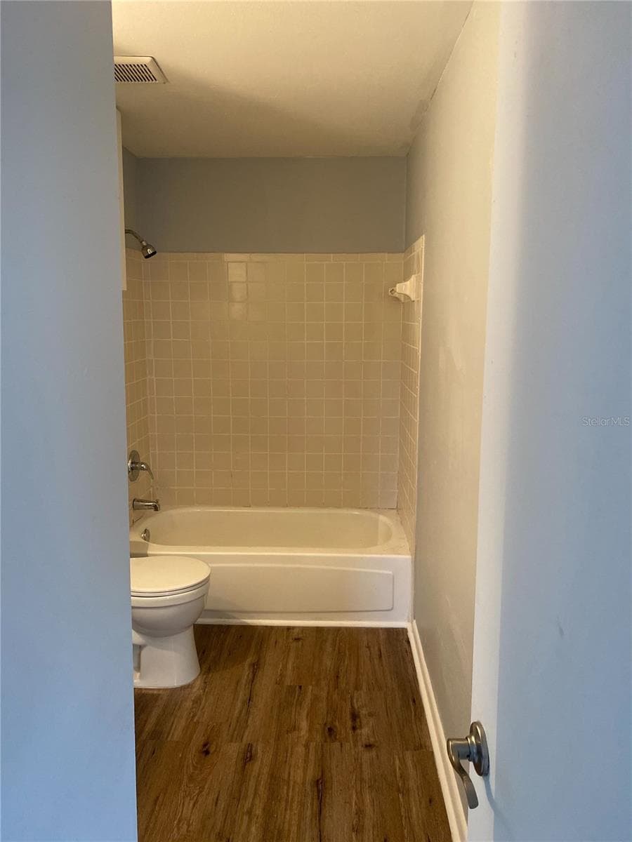 5320 14TH AVENUE — photo 13 of 42