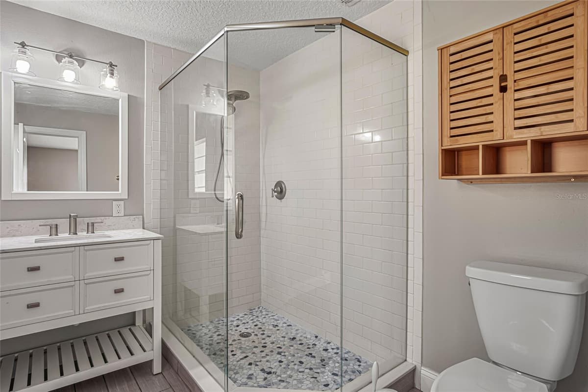227 MONACO ROAD — photo 15 of 28
