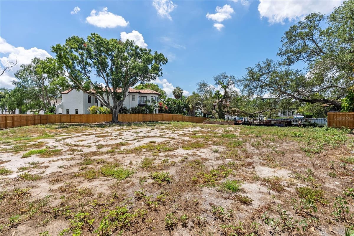 86 BAHAMA CIRCLE — photo 7 of 22