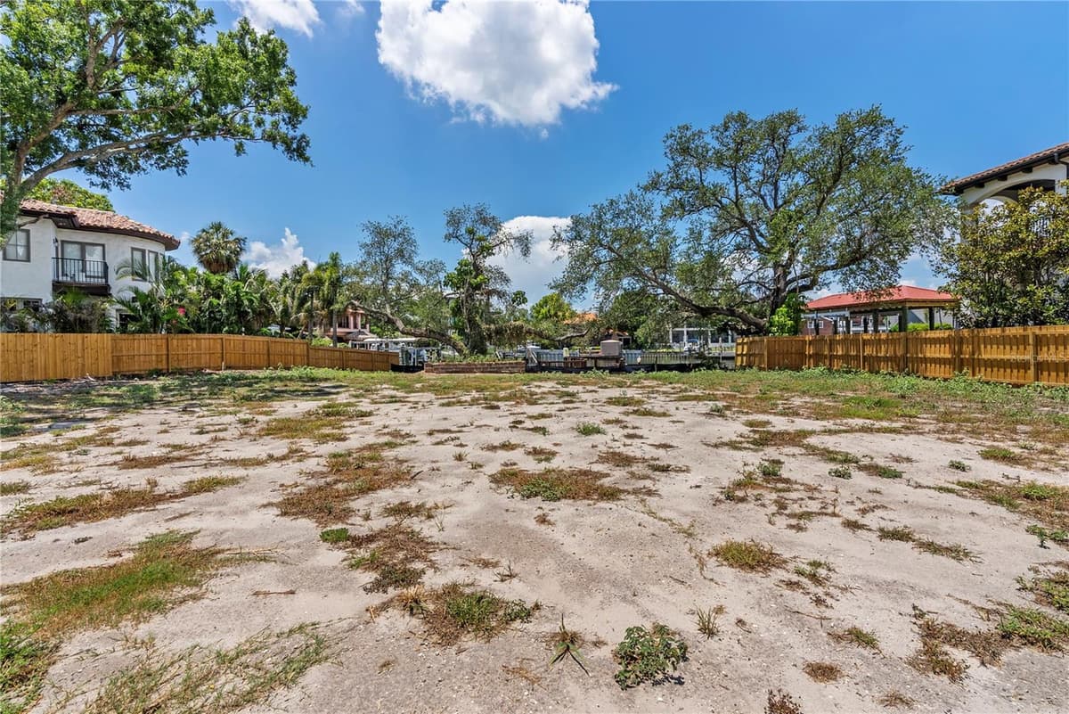86 BAHAMA CIRCLE — photo 16 of 22