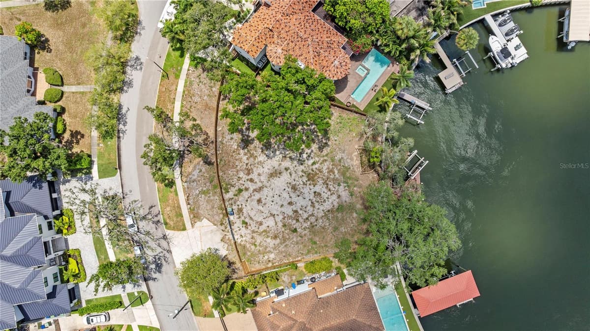86 BAHAMA CIRCLE — photo 5 of 22