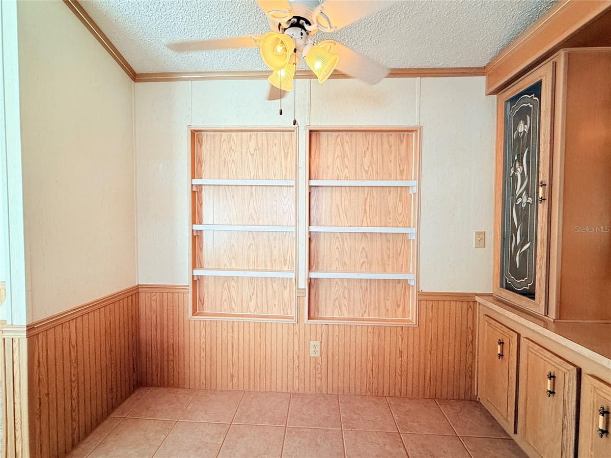 2215 73RD STREET — photo 9 of 44
