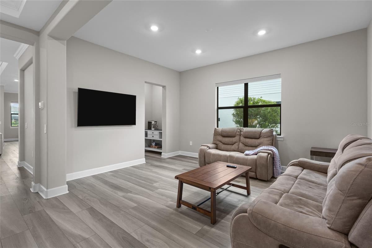 5855 SILVERSIDE PINE COURT — photo 19 of 89