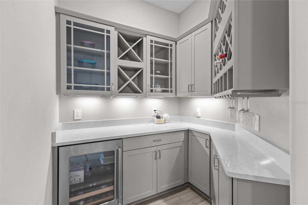 5855 SILVERSIDE PINE COURT — photo 17 of 89