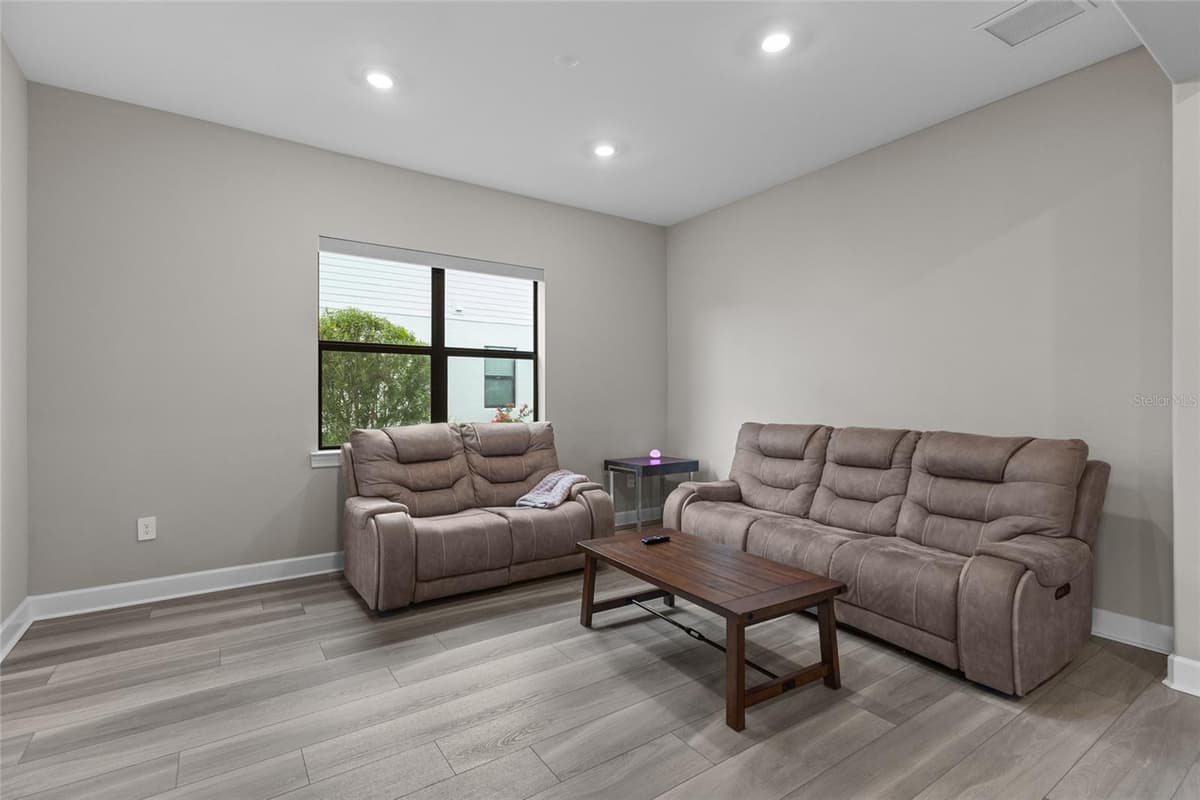 5855 SILVERSIDE PINE COURT — photo 22 of 89