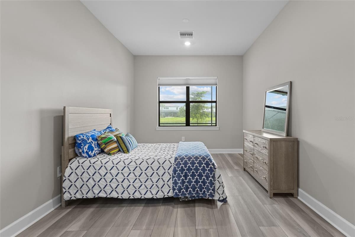 5855 SILVERSIDE PINE COURT — photo 27 of 89