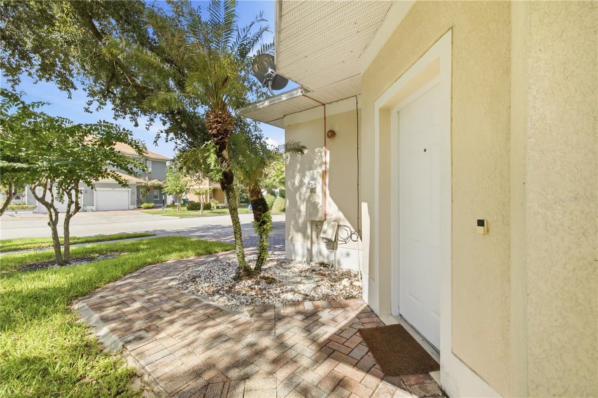 455 WESTPOINT GARDEN CIRCLE — photo 6 of 45