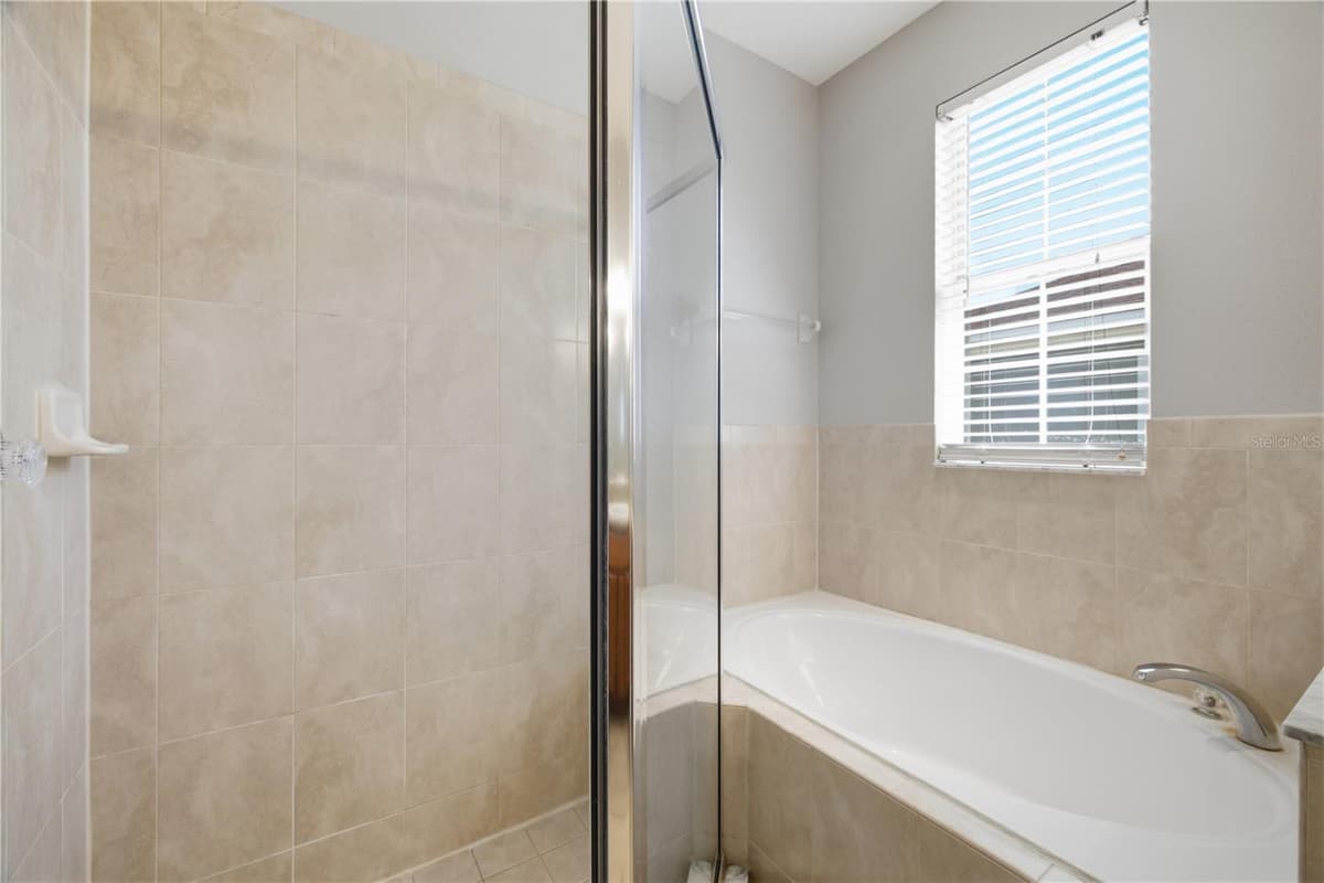 455 WESTPOINT GARDEN CIRCLE — photo 38 of 45