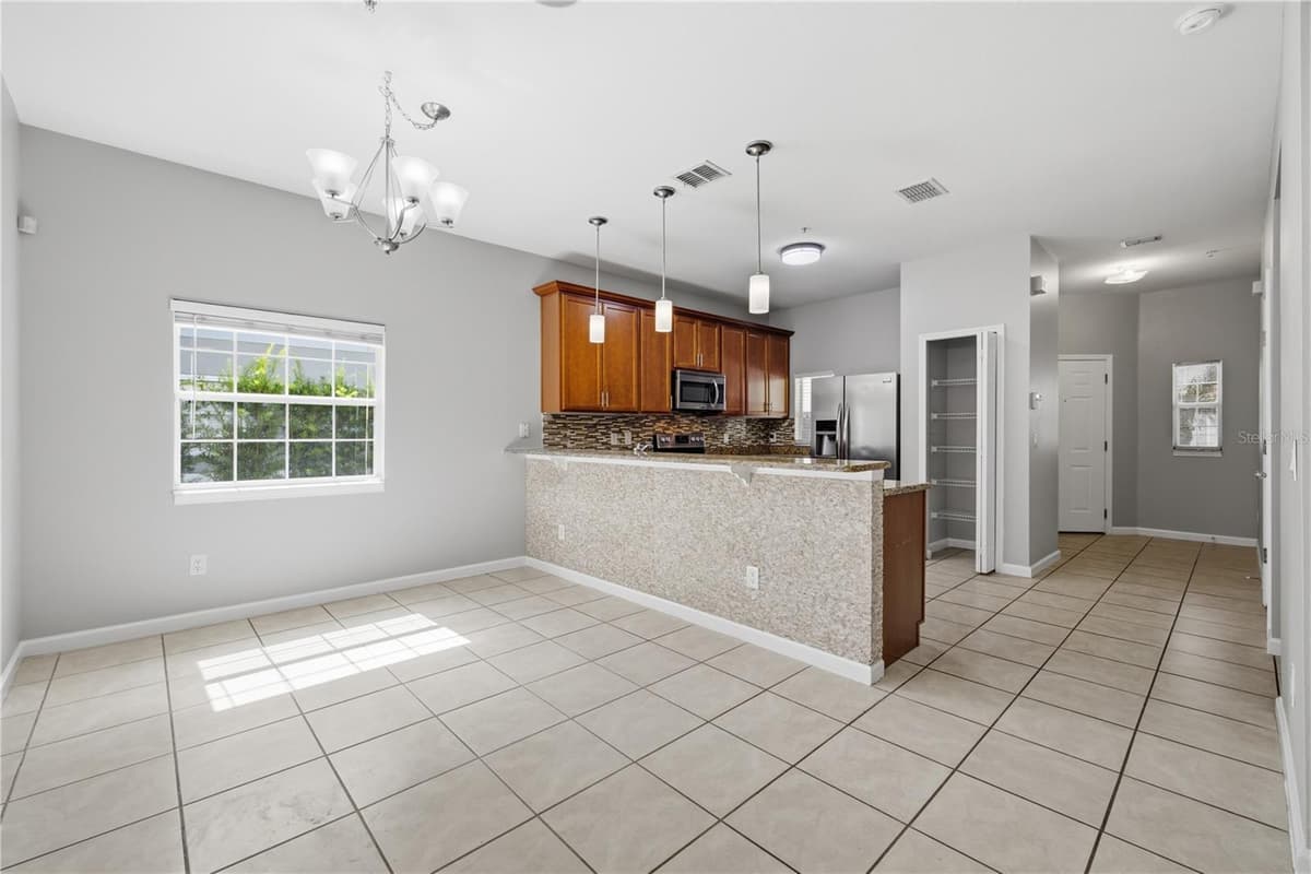 455 WESTPOINT GARDEN CIRCLE — photo 15 of 45