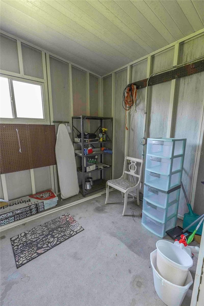 5217 CAMBRIDGE COURT — photo 27 of 35
