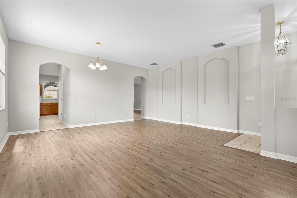 10215 CYPRESS KNEE CIRCLE — photo 13 of 39