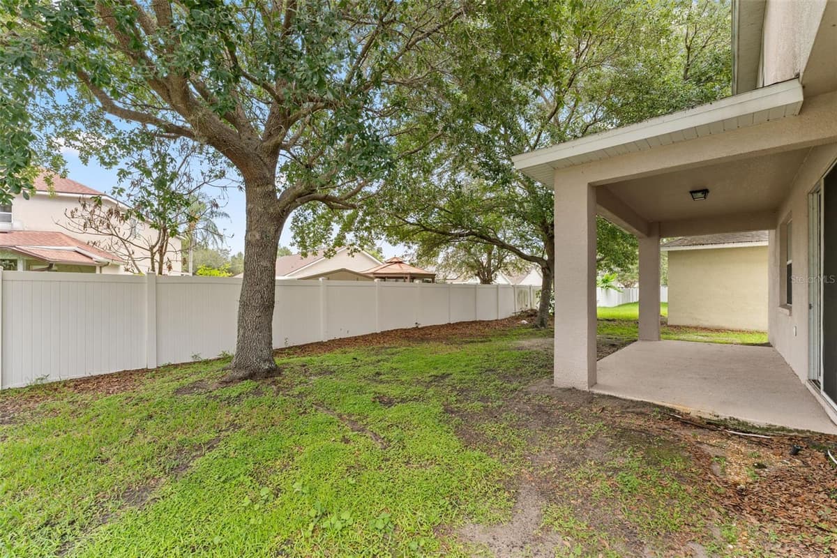 10215 CYPRESS KNEE CIRCLE — photo 34 of 39