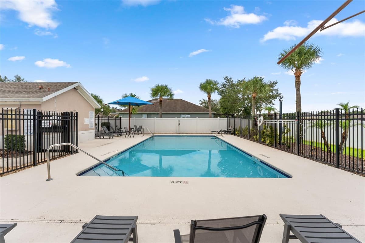 10215 CYPRESS KNEE CIRCLE — photo 35 of 39