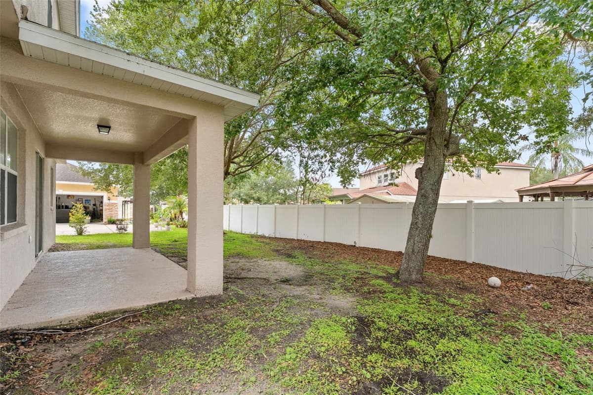 10215 CYPRESS KNEE CIRCLE — photo 33 of 39