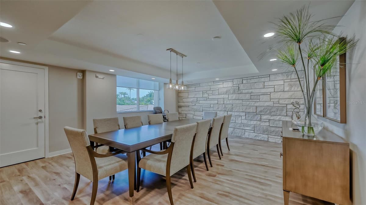 2301 GULF OF MEXICO DRIVE — photo 27 of 36