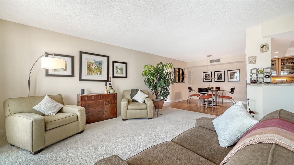 2301 GULF OF MEXICO DRIVE — photo 8 of 36