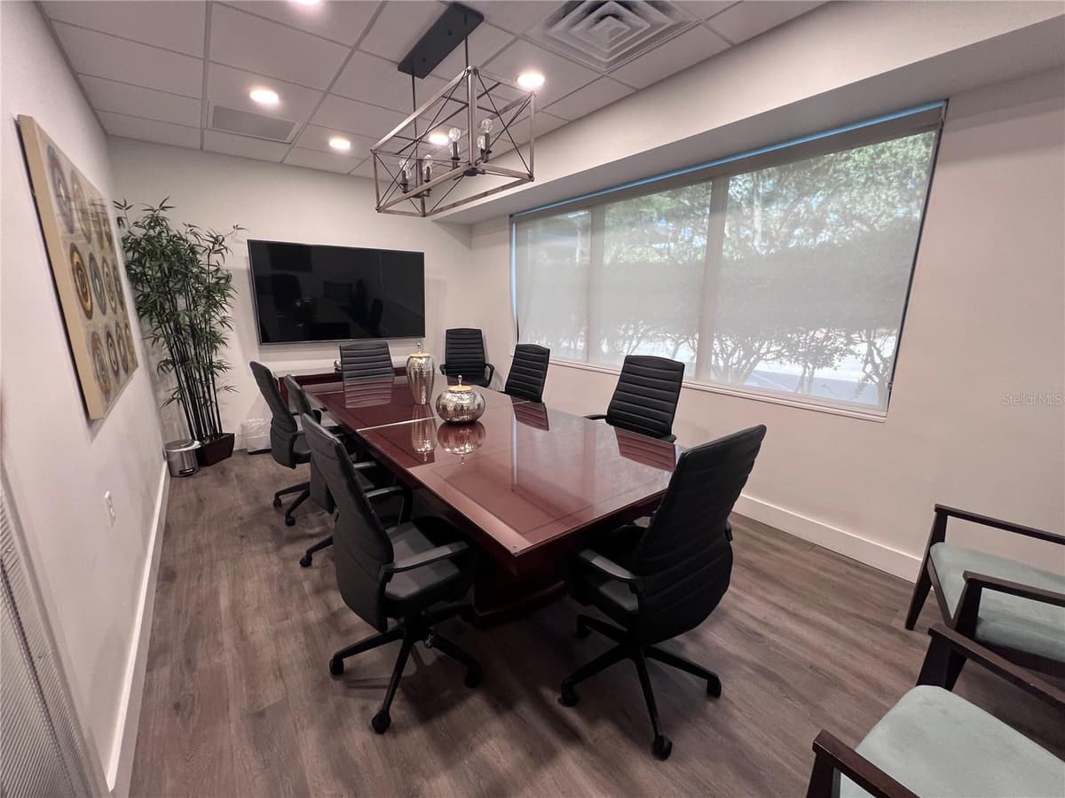 515 BAY STREET — photo 8 of 11