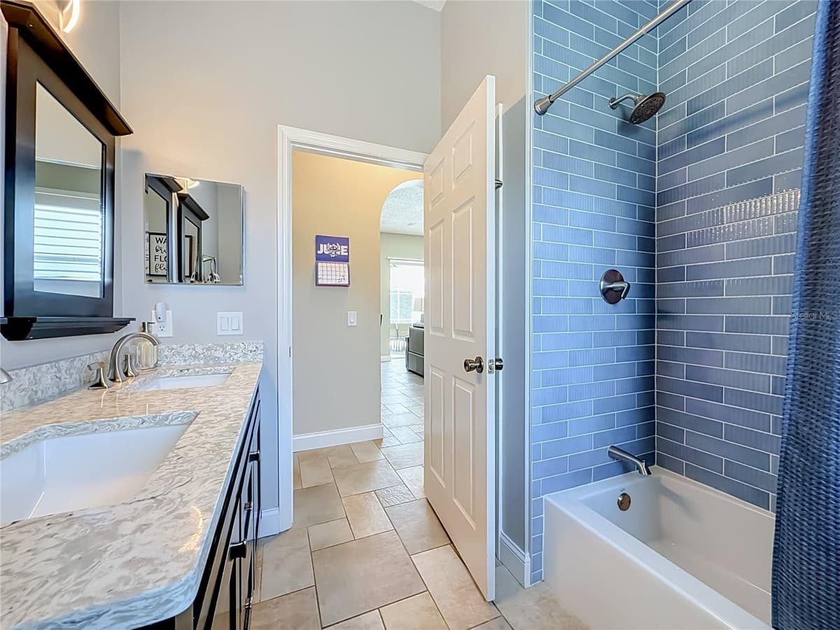 1266 BERKSHIRE LANE — photo 30 of 42