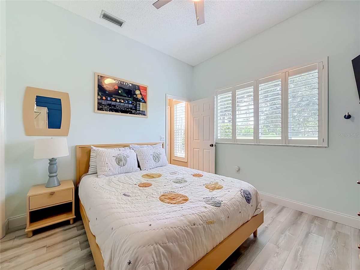 1266 BERKSHIRE LANE — photo 35 of 42