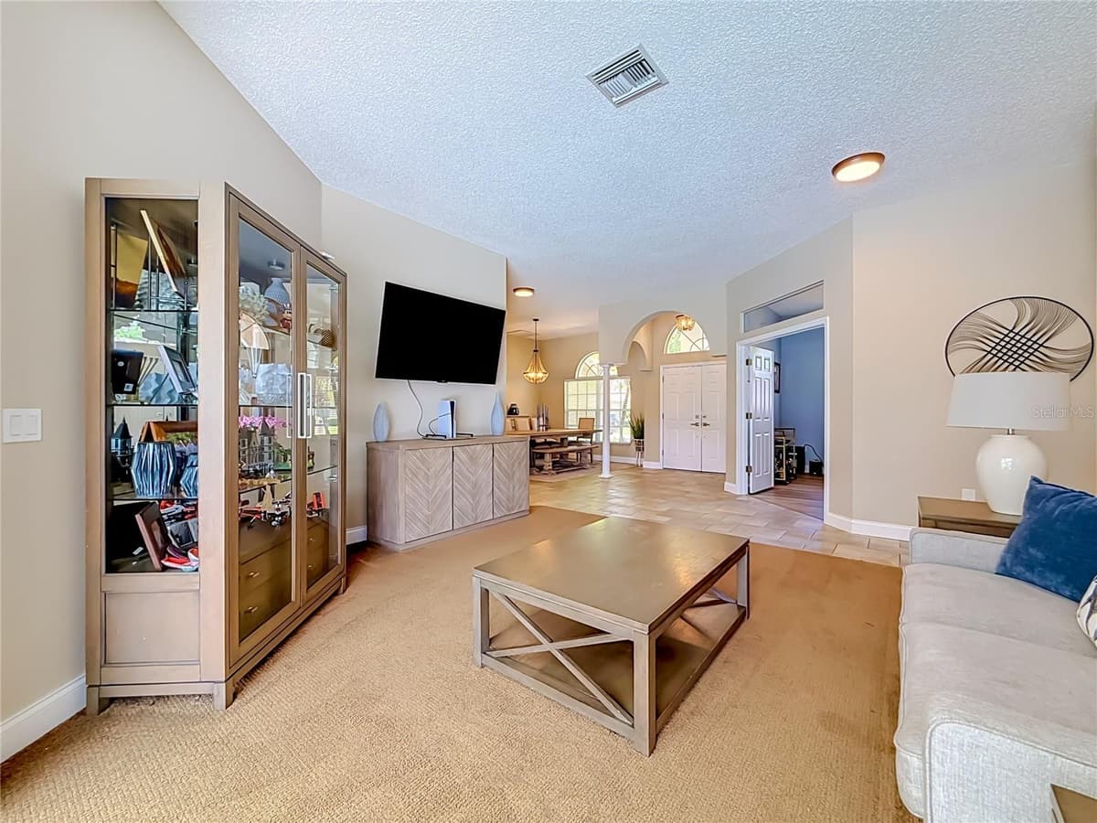 1266 BERKSHIRE LANE — photo 8 of 42