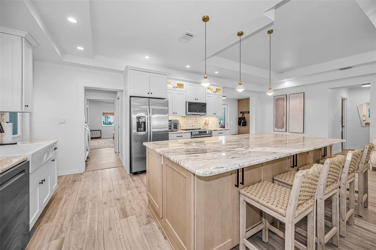 16353 REDINGTON DRIVE — photo 31 of 100