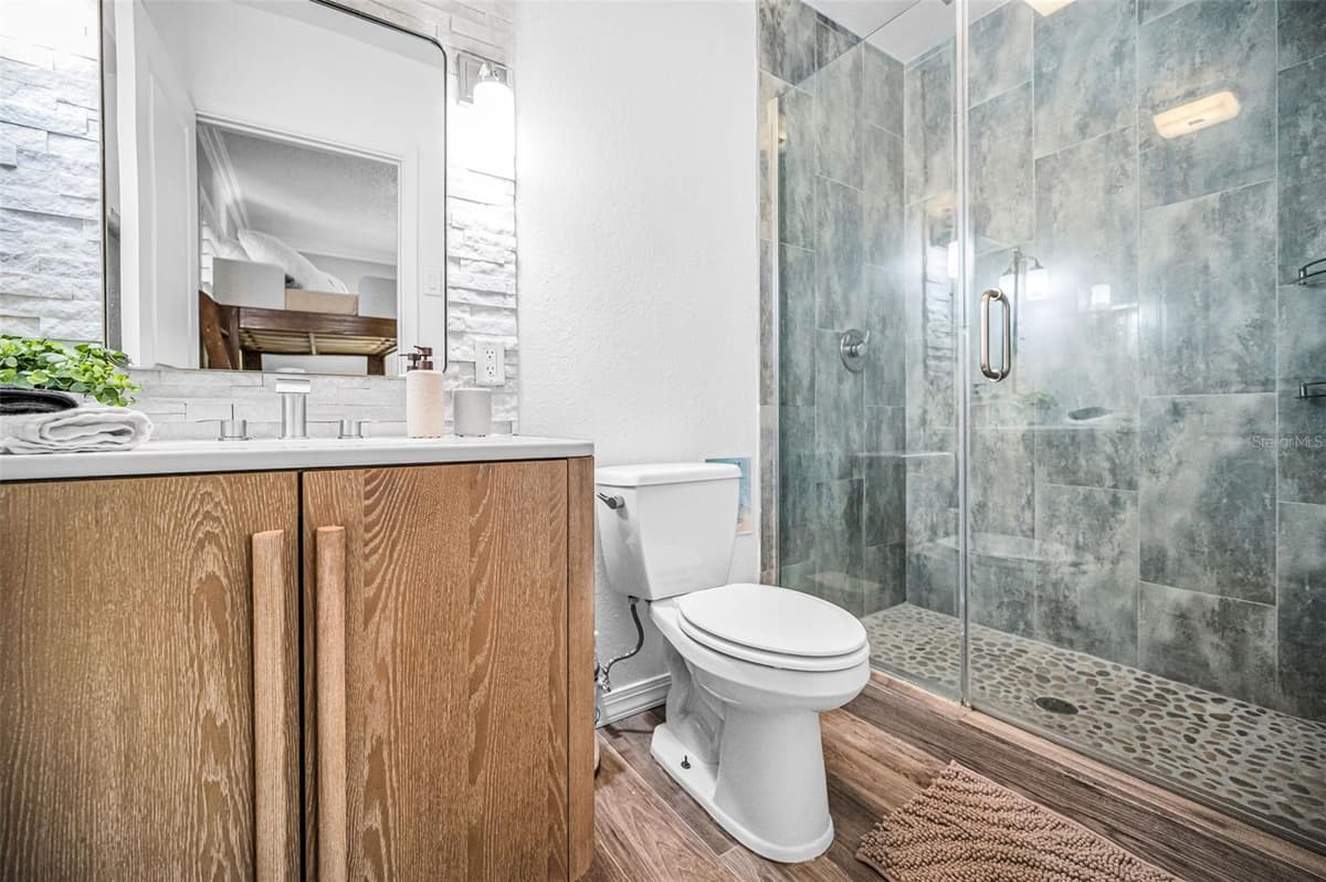 16353 REDINGTON DRIVE — photo 46 of 100