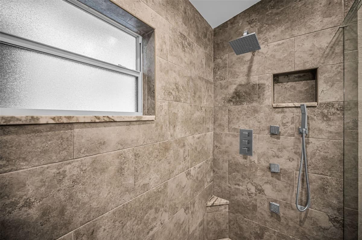 16353 REDINGTON DRIVE — photo 40 of 100