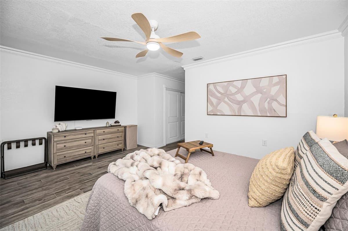 16353 REDINGTON DRIVE — photo 36 of 100