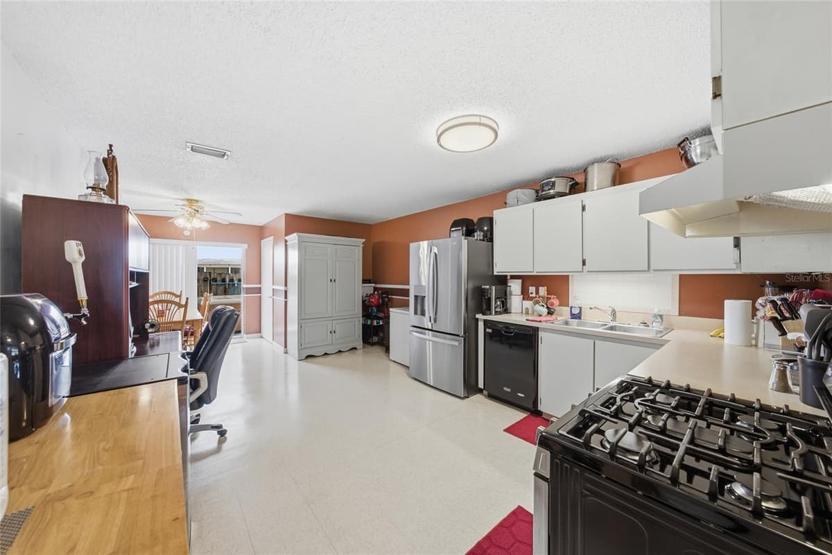 4908 PIMLICO COURT — photo 26 of 50