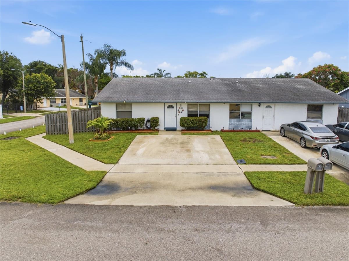 4908 PIMLICO COURT — photo 44 of 50