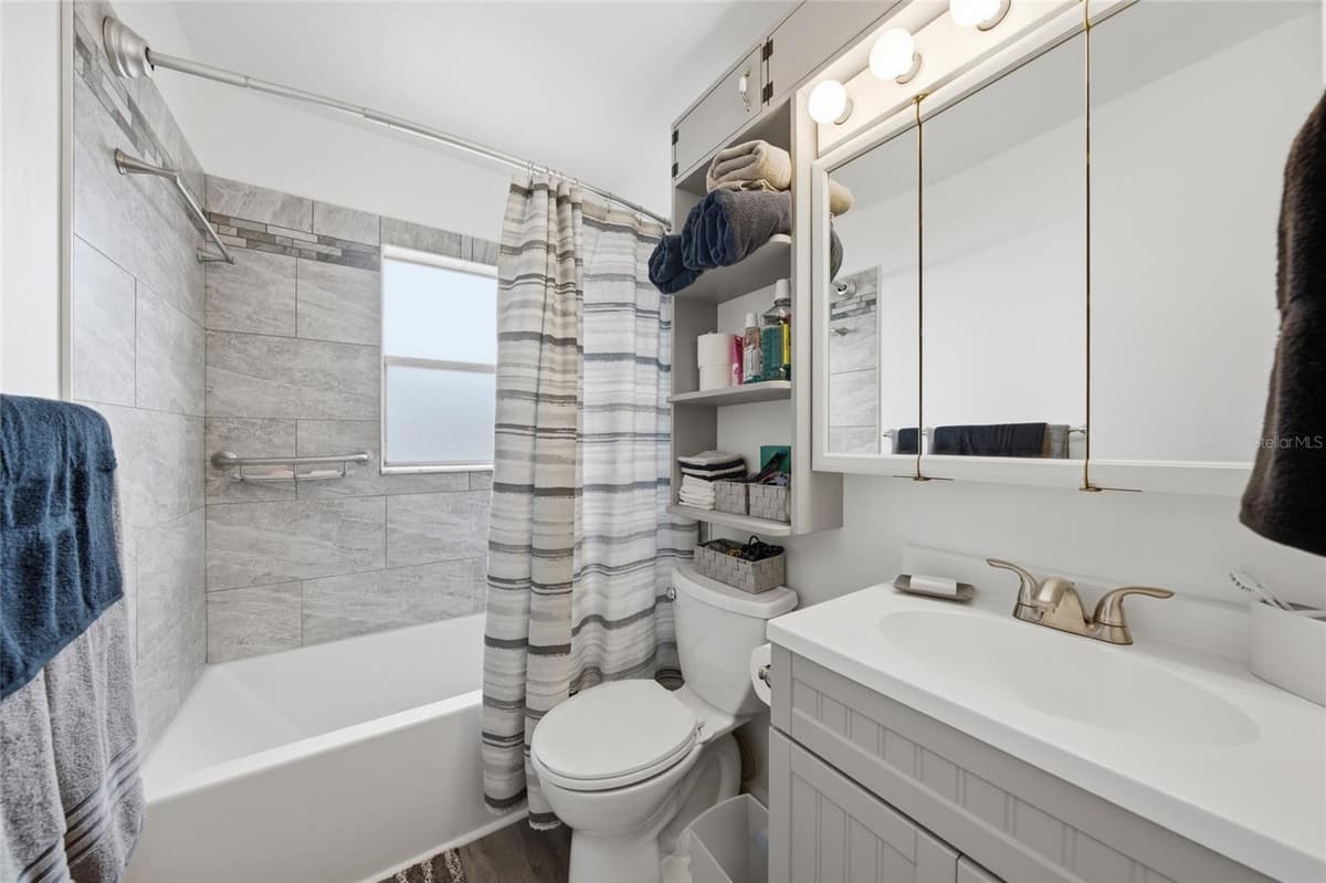 4908 PIMLICO COURT — photo 10 of 50