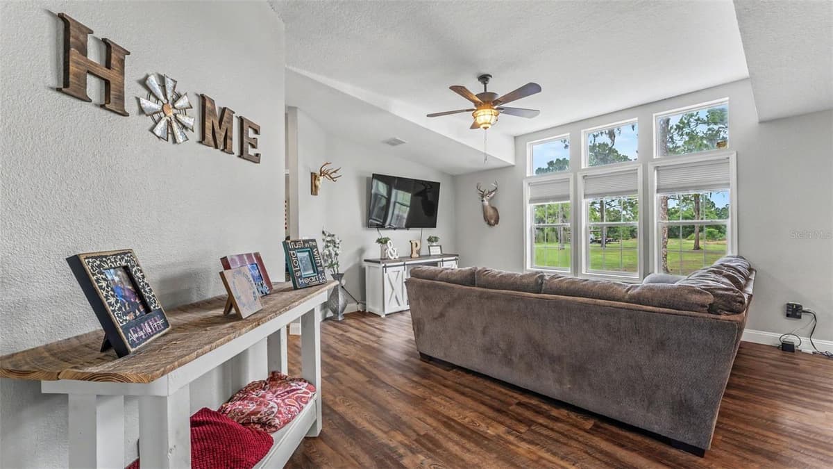 5600 RUSSO ROAD — photo 7 of 50