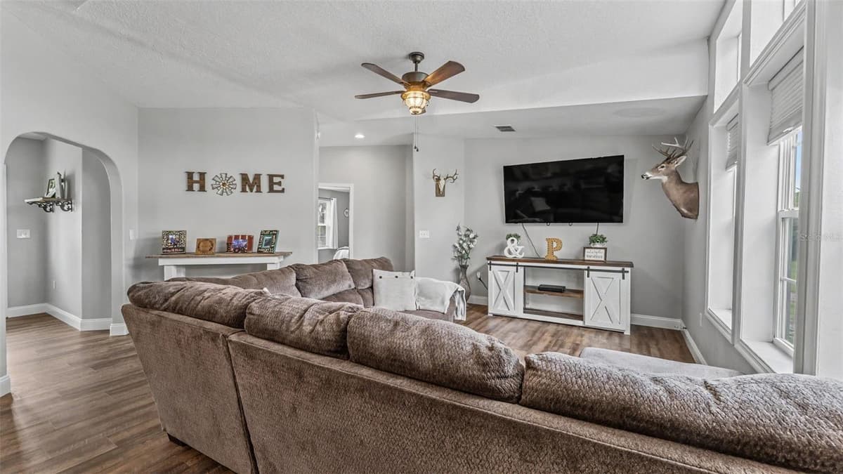 5600 RUSSO ROAD — photo 9 of 50