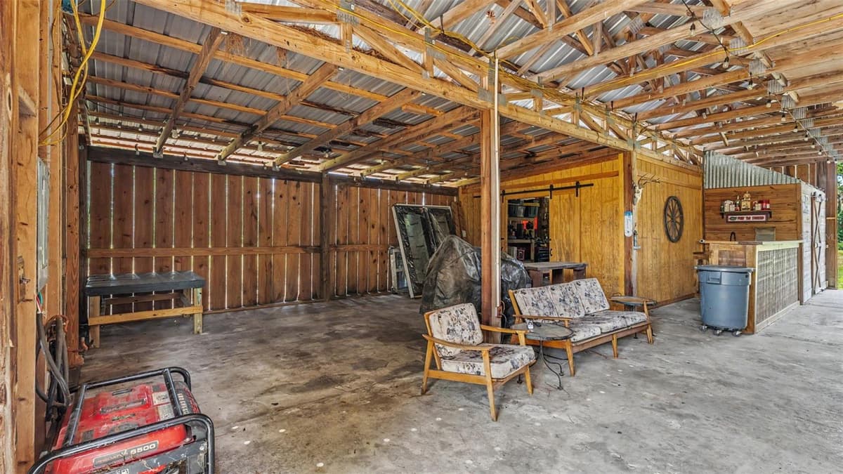 5600 RUSSO ROAD — photo 38 of 50