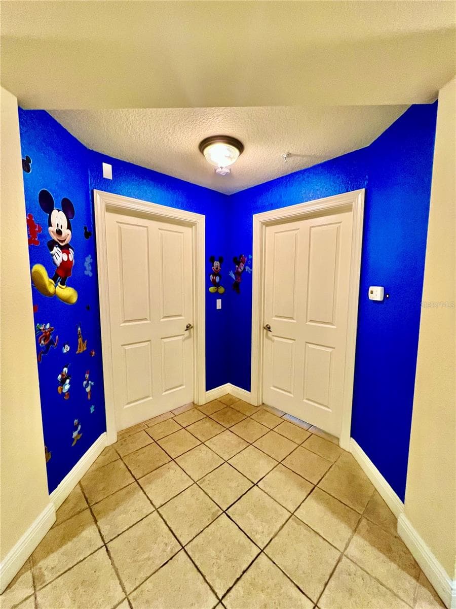 1304 SEVEN EAGLES COURT — photo 5 of 27