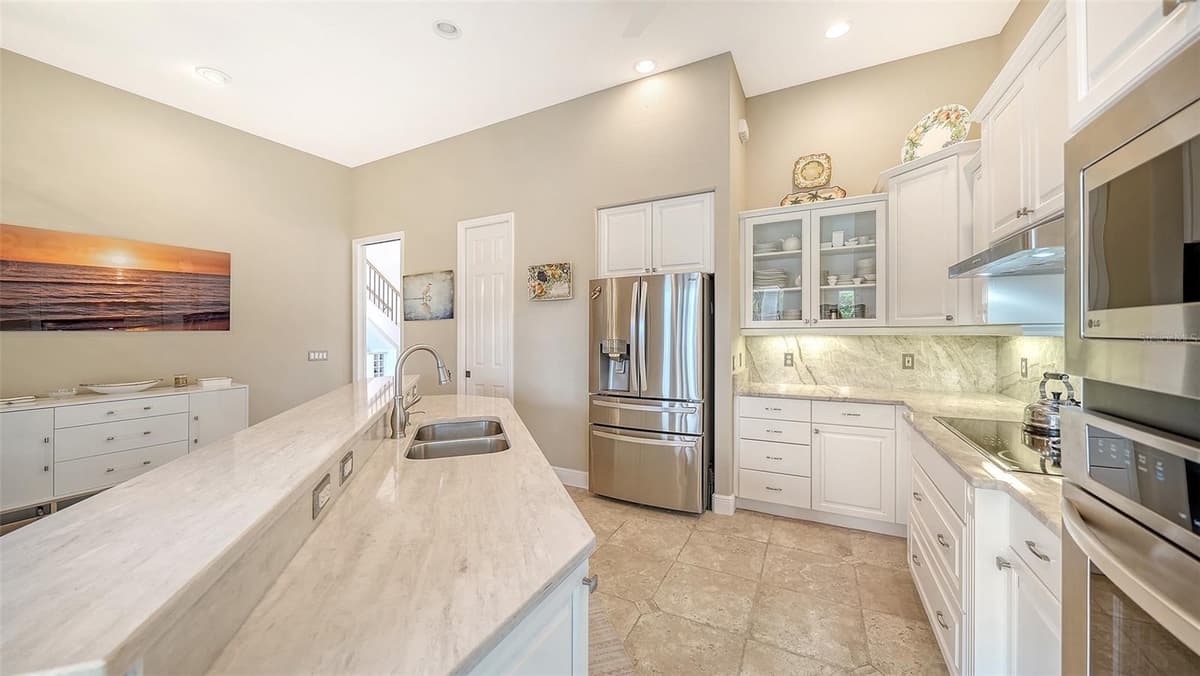 657 HALYARD LANE — photo 8 of 35