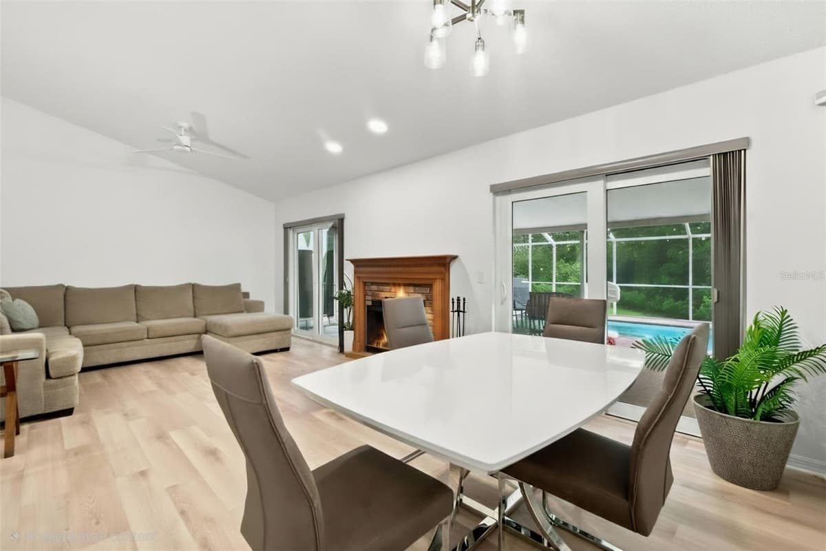 1014 HARDWOOD DRIVE — photo 10 of 48