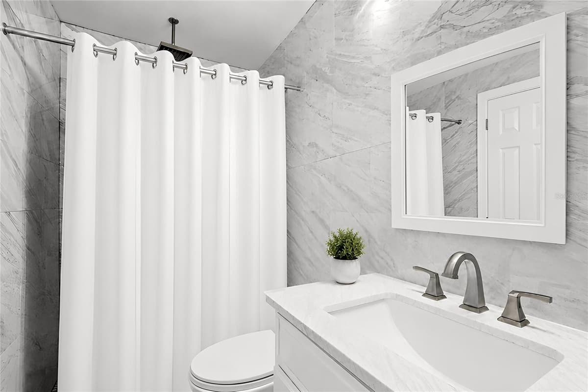 1014 HARDWOOD DRIVE — photo 21 of 48