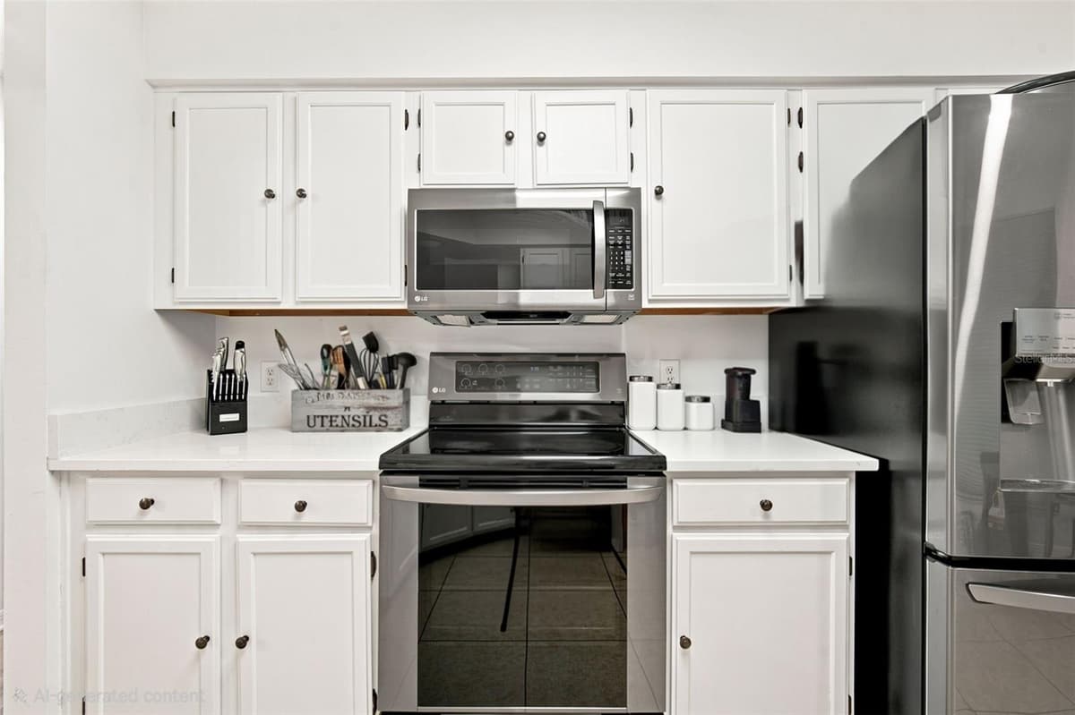 1014 HARDWOOD DRIVE — photo 15 of 48