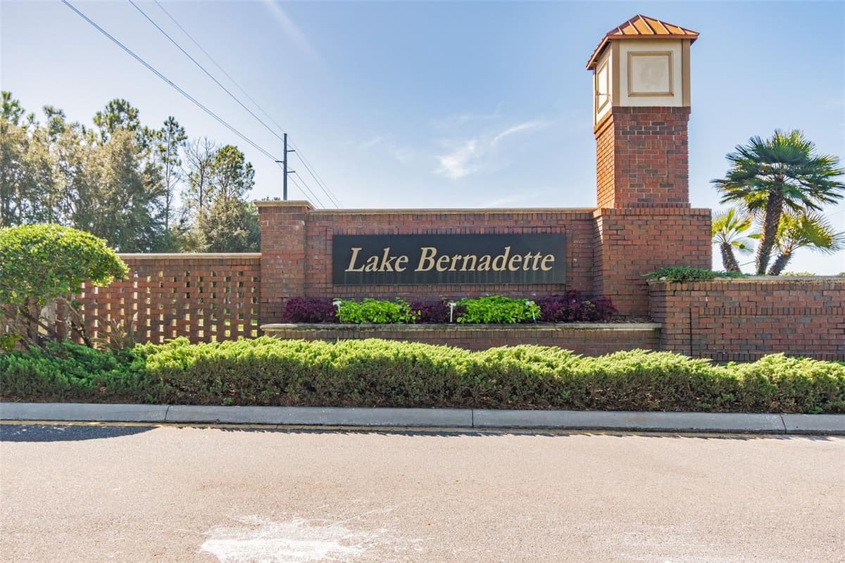 5737 WYNSTONE LANE — photo 46 of 53