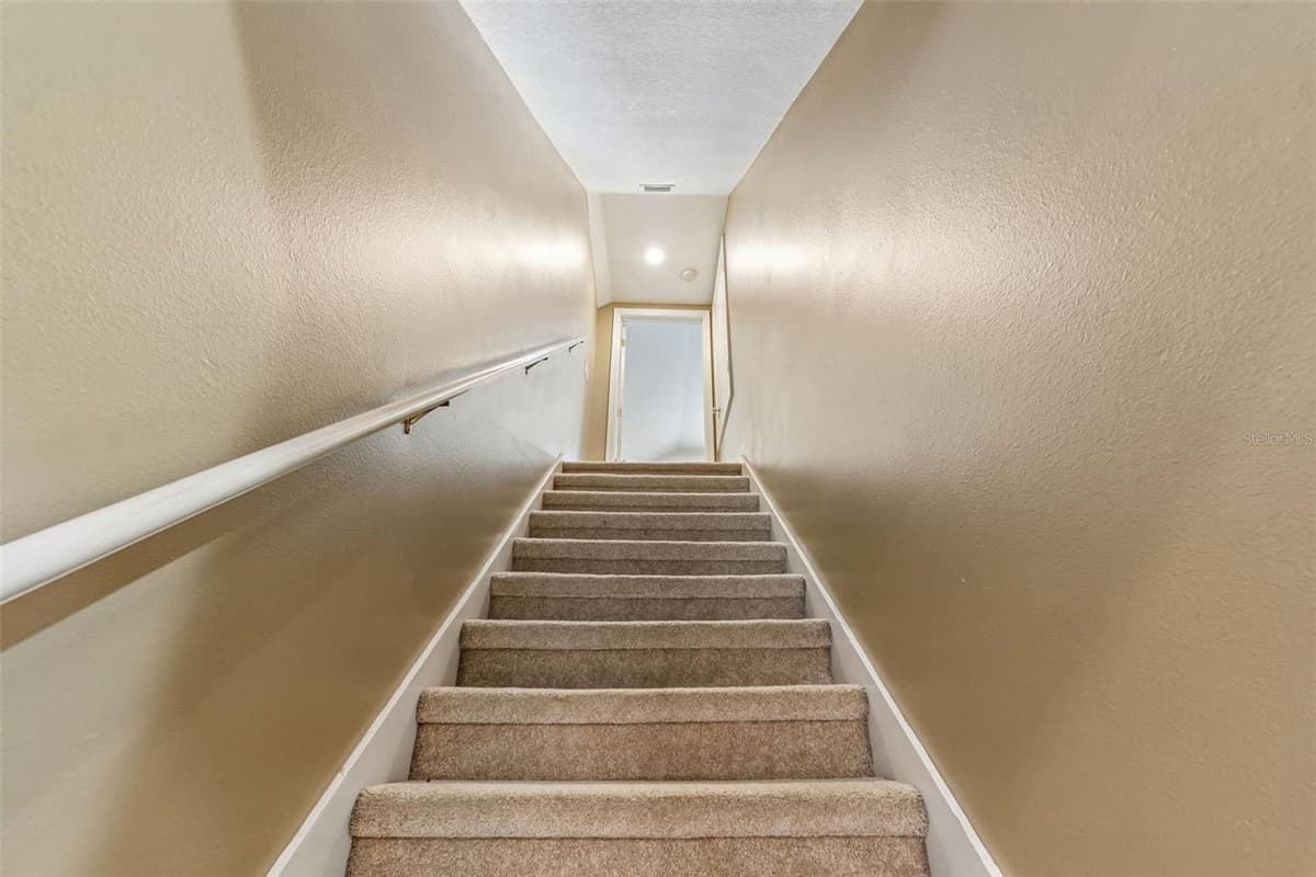 5737 WYNSTONE LANE — photo 37 of 53