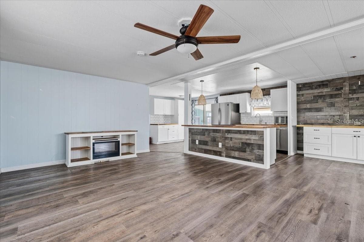 8188 ROBERT STREET — photo 13 of 22