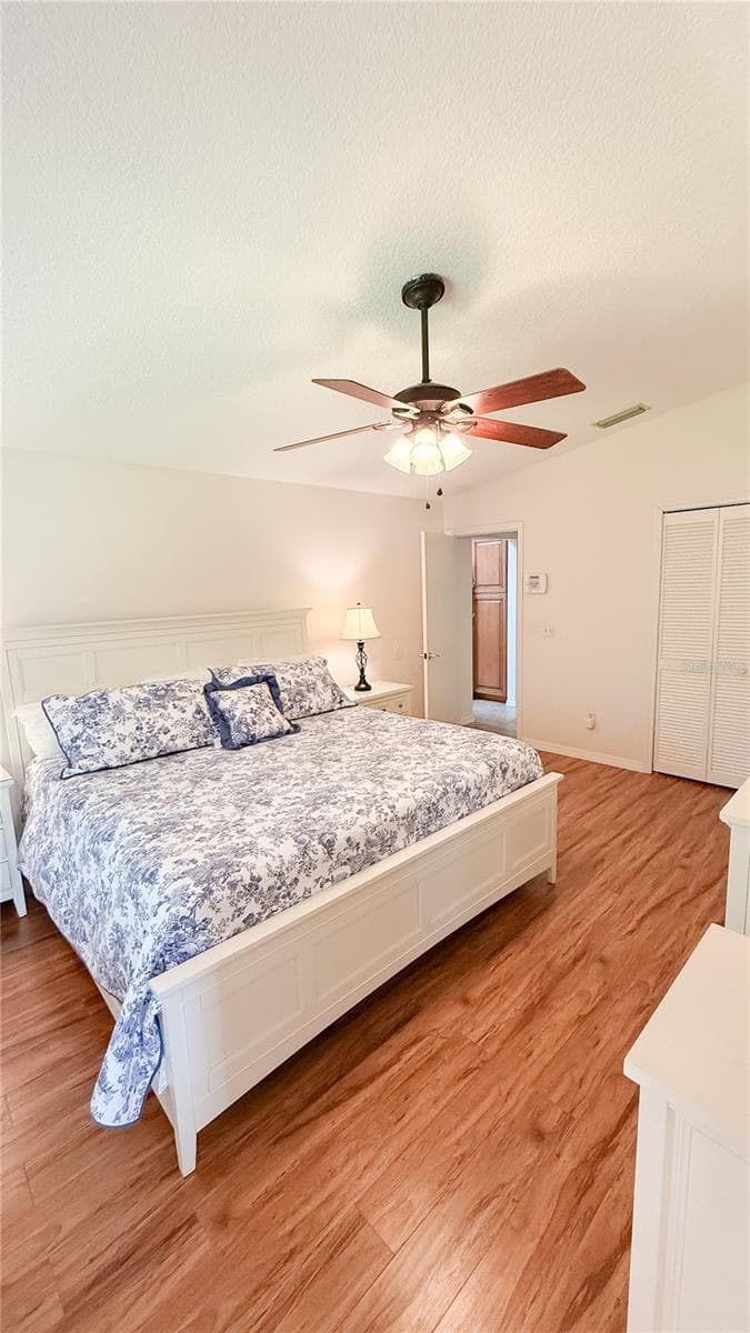 898 CRITTENDEN AVENUE — photo 16 of 39