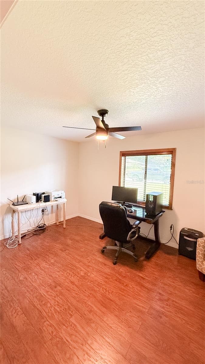 898 CRITTENDEN AVENUE — photo 25 of 39